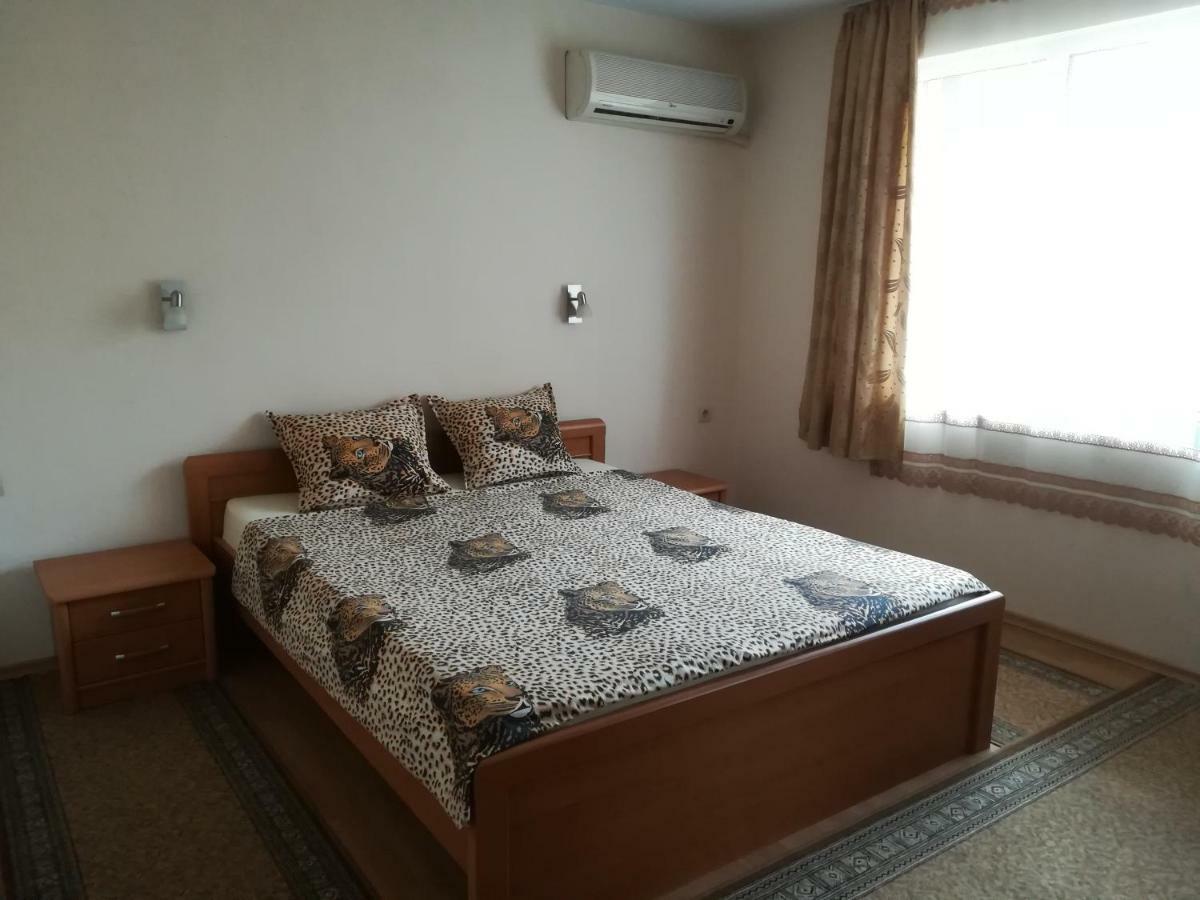 Guest House Georgieva Ravda Exterior foto